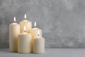 In questo video vi spiego come si fanno le candele in casa, colorate,profumate di tante forme ma sopratutto bellissime! Creare Le Candele In Casa Tipi E Cere Crea Hobbyland Eu