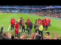 May 26, 2021 · paul scholes fears ole gunnar solskjaer has failed to create a culture of success as manchester united, with losing becoming an accepted thing. Manchester United Players Celebrating With Fans At Etihad After Debry Win Youtube