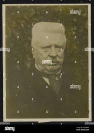 Lieutenant knight hi-res stock photography and images