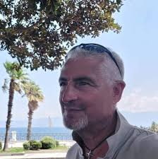 Reggio Calabria: viaggio in Via Marina il sabato sera, tra chioschi chiusi  e una città che aspetta ancora l'estate