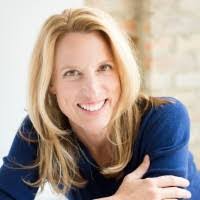 Heather Maxwell's Instagram, Twitter & Facebook