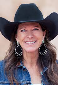 Tammy Pate's Instagram, Twitter & Facebook