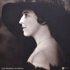 Mujeres protagonistas: estudiantes, trabajadoras e investigadoras que  dejaron huella en primeros años de la UdeC