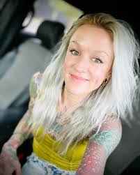 Danielle Kessel's Instagram, Twitter & Facebook