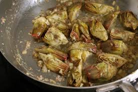 Artichauts Poivrade Recette D Artichauts Poivrade Sautes Artichauts Violets De Provence Recette Par Chef Simon Recette Artichaut Violet Artichaut Poivrade