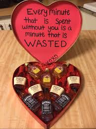 Buying a valentine's day gift for your boyfriend can either bring flutters of excitement or a pit of dread. Diy Romantic Valentine S Day Ideas For Him Romantic Valentines Day Ideas Diy Valentines Gifts Valentines Gifts For Boyfriend