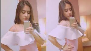 Kecantikan prilly latuconsina kerap mencuri perhatian dan rasa penasaran netizen. Prilly Latuconsina Tersandung Foto Porno Warta Kota