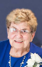 Barbara Guay's Instagram, Twitter & Facebook