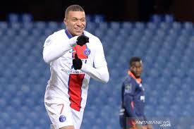 We are on league of legends and fifa ! Kylian Mbappe Tembus 100 Gol Di Paris Saint Germain Antara News