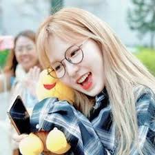 15 个Wendy 点子| 天鵝絨, 名人, 美女