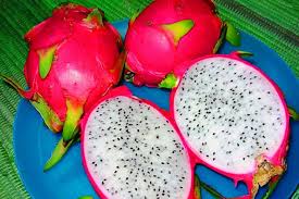 How to eat a dragon fruit. How To Eat Dragon Fruit Gourmet Tips