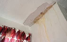 Use the knife to slice these off, being careful not to damage the drywall beneath. Cracks In Ceiling Claims In The United Kingdom Disrepaired Flickr