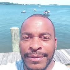 I'm glad I'm single! I see someone new I like everyday! 🤭😂😂😂😂 Good  Morning tho 😘😘