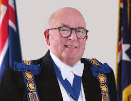 Dale Lodge's Instagram, Twitter & Facebook