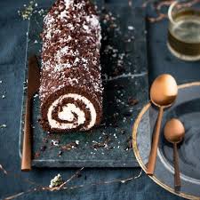 Buche De Noel Au Chocolat Et Noix De Coco Facon Kinder Delice Recette Buche De Noel Chocolat Buche De Noel Noix De Coco