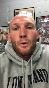 Simple boxing techniques with coach Keith Trimble #guccilaflare  #teamlaflare #boxing #mma #kickboxing #boxingtechnique #gammalabs #gfuel