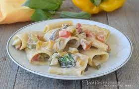 I primi piatti si contraddistinguono per la loro varietà e diversità anche tra regione e regione, testimonianza di tradizioni e culture che si incontrano. Primi Piatti Per Il Pranzo Di Pasqua Ricette Veloci