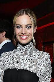 In hollywood, is also nominated for best supporting actress for her performance in bombshell.; Margot Robbie Starportrat News Bilder Gala De