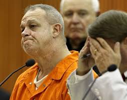 Ex-police officer must remain in jail