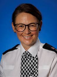 District, non-district, and branch commanders