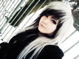 One great way to update your look is to switch to a blonder hairstyle. How To Dye Blonde And Black Hair Hair Styles Emo Hair Hair