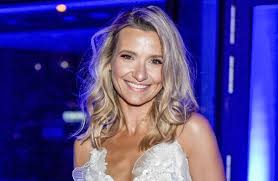 48 406 tykkäystä · 18 957 puhuu tästä. Joanna Koroniewska W Bikini To Nie Jest Typowo Instagramowa Fota W Opisie Aktorka Poruszyla Wazny Temat Zdjecie Gwiazdy Maxxx News Rmf Maxxx