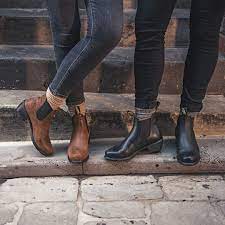 5 out of 5 stars Shop Women S Blundstone 1673 Heel Ankle Boot In Antique Brown The 1673 Women S Heel Boot Updates The Clas Boots Blundstone Boots Women Blundstone Heeled Boot