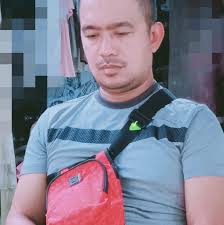 Ronald Crispino's Instagram, Twitter & Facebook