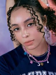 Savanna(VCHA)'s Profile, Popularity Ranking & Latest Trends【KPOP JUICE!!】