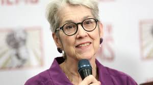 Trump: Beni cinsel saldırıyla suçlayan yazar Jean Carroll tipim değil,  böyle bir şey olmadı