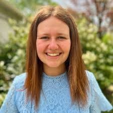 Brooke Leon's Instagram, Twitter & Facebook