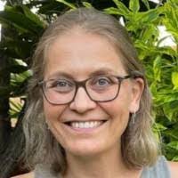 Christina Hoven's Instagram, Twitter & Facebook