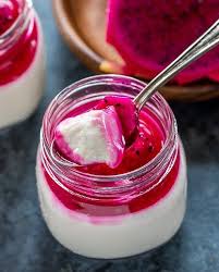 Beri puding susu bentuk dome kecil di bagian tengahnya. 10 Dessert Berbahan Buah Naga Yang Segarnya Kebangetan Sudah Coba