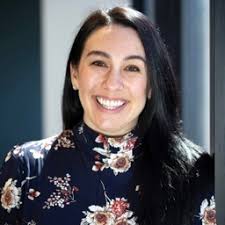 Amanda Dipaolo's Instagram, Twitter & Facebook