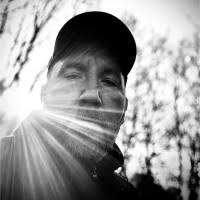 100+ "Andrew Roden" profiles