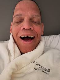 Living my life! Live your best life everyone! Turn off the noise. Ignore  all distractions. Leave the Matrix. Your best life is waiting for you! God  wants you to live your best