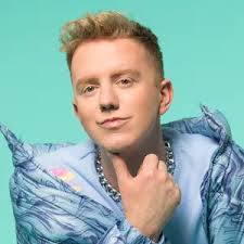 James Barr's Instagram, Twitter & Facebook