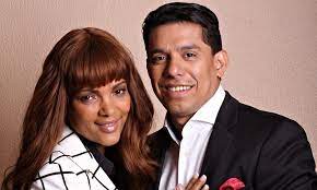 That sunday in june the couple returned to their chalet at dawn after attending a religious event. Flordelis Faz Homenagem Para Anderson Do Carmo No Dia Do Aniversario Da Morte Do Marido E Afirma Segue Vivo Dentro De Mim Pastora E Acusada De Ser Mandante Do Assassinato Hugo