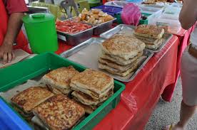 Lihat macam mana layanan kaum sikh di dubai apabila menyediakan juadah berbuka dan membuka kuil untuk umat islam berbuka puasa dan beribadah. 5 Juadah Berbuka Paling Popular Sewaktu Bulan Puasa Oh Media