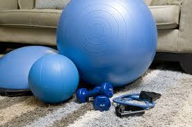 Ma non dobbiamo subito pensare alla fatica e alla costanza di andare in palestra: La Palestra Fatta In Casa Il Miglior Modo Per Rimandare Fitnessway