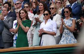 Maybe you would like to learn more about one of these? Wimbledon Diese Royals Lieben Das Tennis Event Gala De
