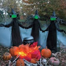 Whether you're hosting your own party or going as a guest, you'll find the best selection of halloween costumes for kids and adults, trick or treat bags, halloween candy and much more. Creepy Funny Spooky Weird Outdoor Halloween Decorations