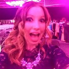 Kendra Shipley's Instagram, Twitter & Facebook