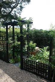 Urban Potager Garden By Fiona Denholm Simon White Flickr Urban Garden Garden Design Garden Trellis