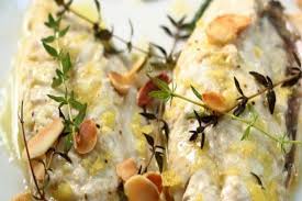 Come fare il filetto di sgombro al limone. Ricetta Dei Filetti Di Sgombro In Padella Con Mandorle