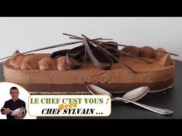 Entremet Trois Chocolats Une Mousse Au Chocolat Noir Une Deuxieme Mousse Au Chocolat Blanc Et Une T Recette Du Trianon Gateau Creme Au Beurre Recette Gateau