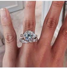 Pin By Yaren Akcaalan On I Do Diamond Engagement Wedding Ring Wedding Rings Engagement Wedding Ring Sets