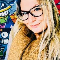 Sandra Mertens's Instagram, Twitter & Facebook