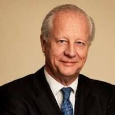 Nina Beale's Instagram, Twitter & Facebook