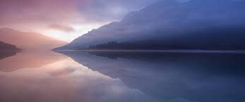 Body Of Water Near Mountain Landscape Water Reflection Mist Lake Mountains Nature 2k Wallpaper Hdwallpaper D Mac Os Wallpaper Os Wallpaper Landscape